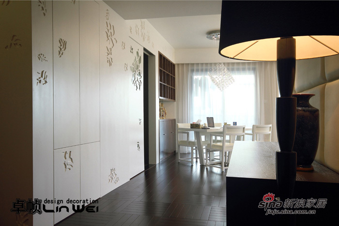 简约 公寓 客厅图片来自用户2558728947在巧装白色时尚简约家居96的分享