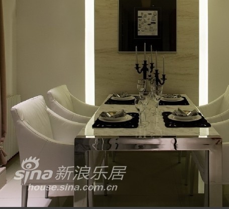 简约 二居 客厅图片来自用户2737782783在上海韵家装潢——简约50的分享