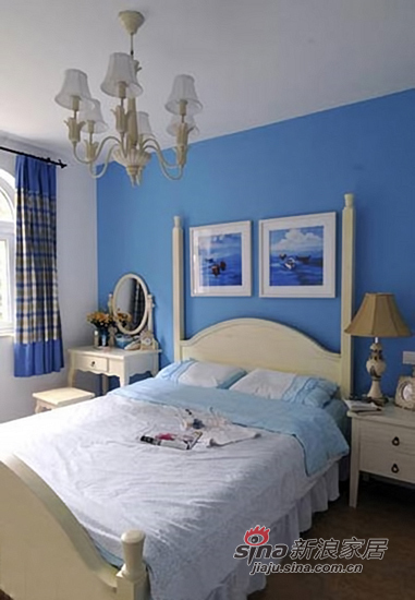 简约 三居 卧室图片来自用户2738829145在5万经典蓝白三房浪漫婚房98的分享