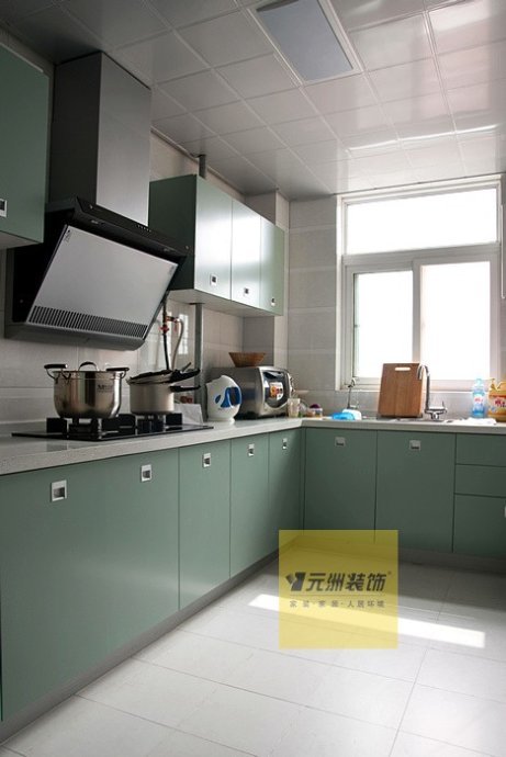 欧式 二居 厨房图片来自用户2557013183在滨湖假日欧式风情59的分享