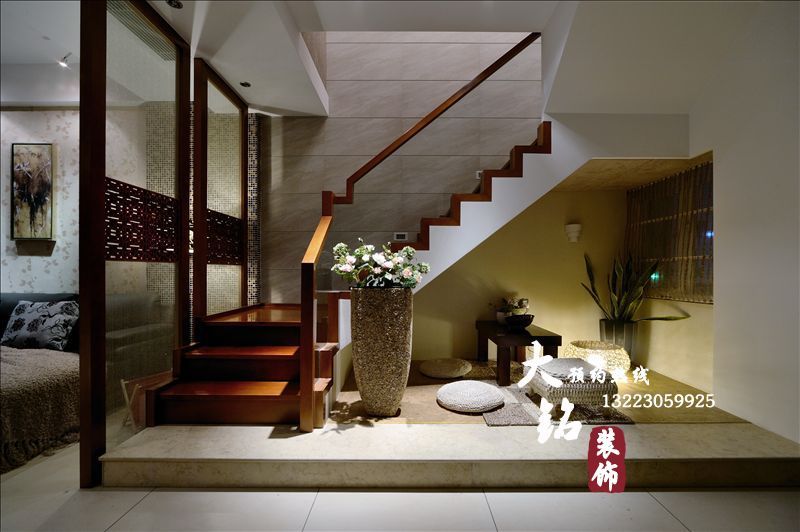 中式 复式 楼梯图片来自用户1907696363在【高清】翡翠城简中式风格家庭装修案例56的分享