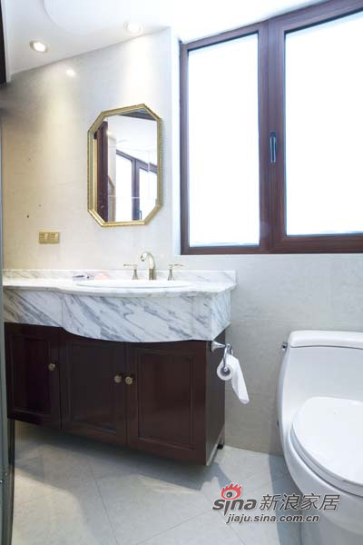 新古典 三居 卫生间图片来自用户1907701233在10万软装诠释古典三室两厅58的分享