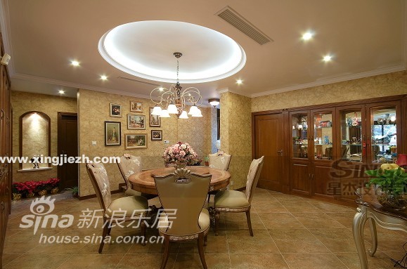 欧式 复式 客厅图片来自用户2746889121在上海滩花园洋房11的分享