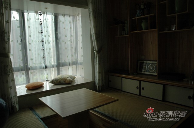 简约 公寓 卧室图片来自用户2738093703在宝华现代城实景样板间77的分享