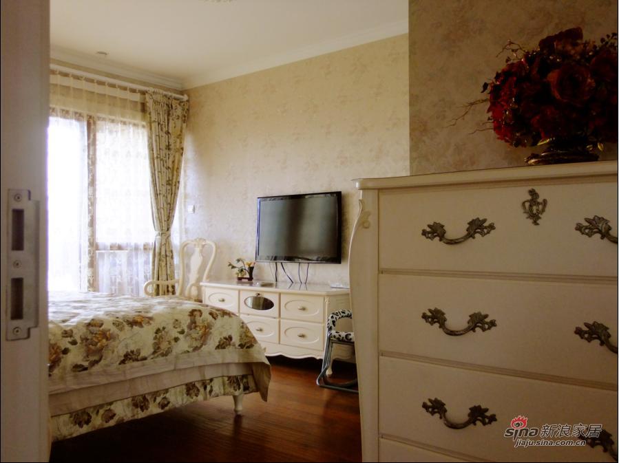 欧式 复式 卧室图片来自用户2746869241在西山华府55万简欧装修实景图26的分享