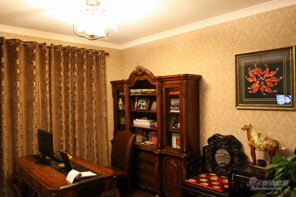 欧式 三居 客厅图片来自用户2746889121在古典美日式混搭奢华美宅83的分享