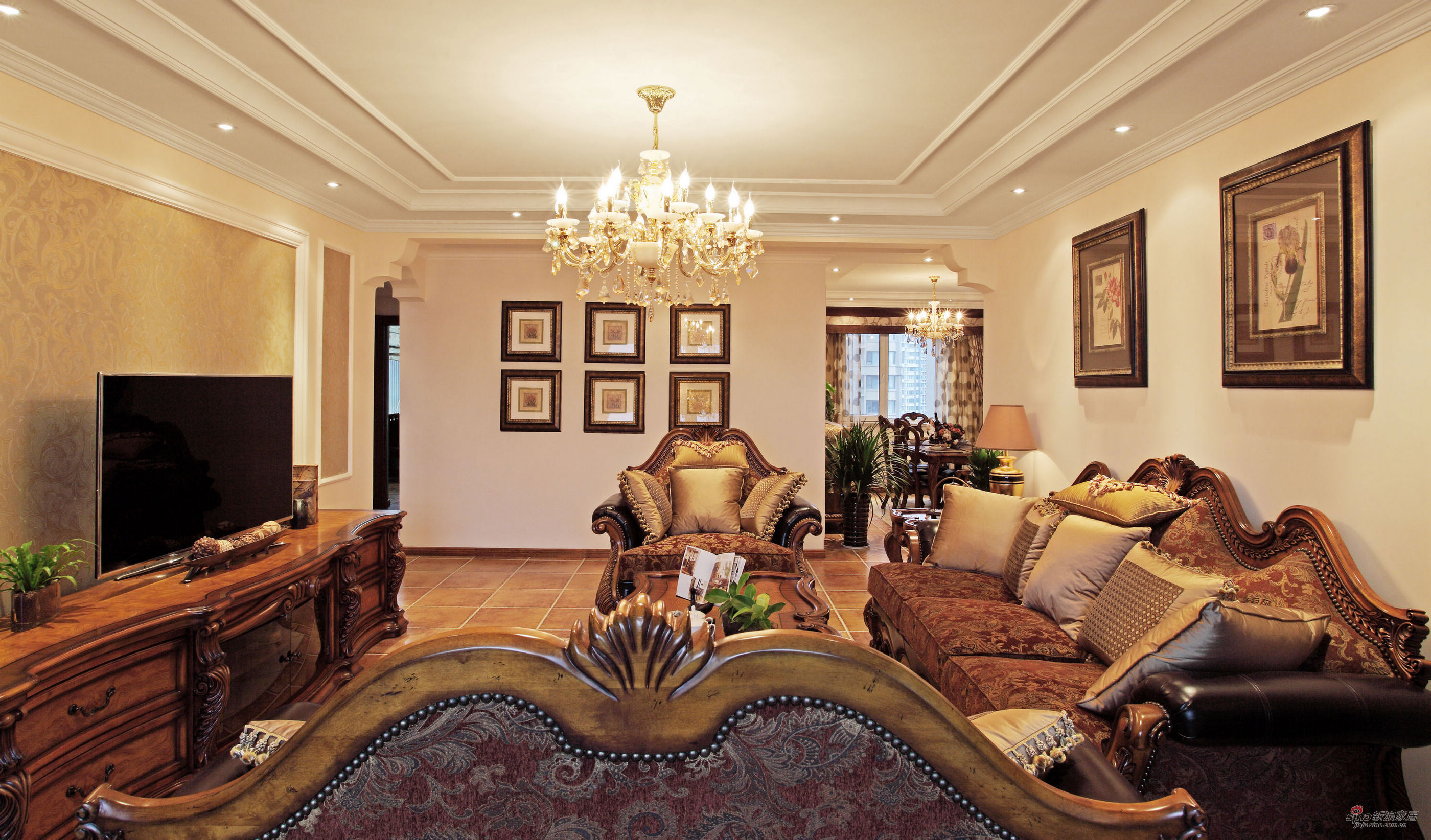 美式 四居 客厅图片来自用户1907686233在【高清】典雅美式150平米大平层21的分享