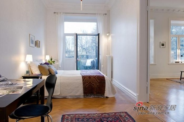 欧式 公寓 卧室图片来自用户2745758987在93平米的白色精致公寓93的分享