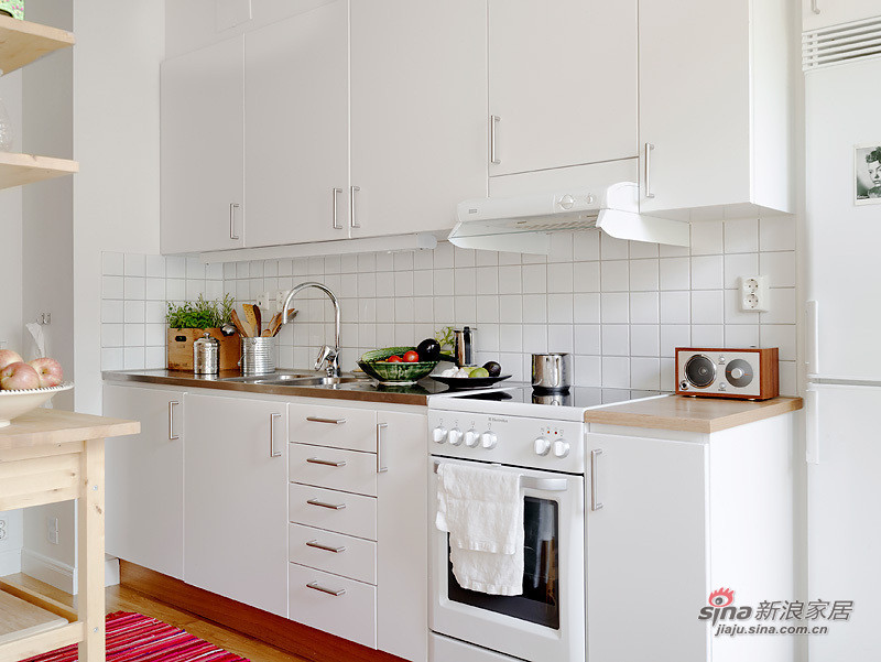 简约 二居 厨房图片来自用户2738820801在58平小屋专为白领设计的居住风格89的分享