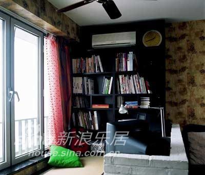 中式 二居 客厅图片来自用户2737751153在大红配大绿31的分享