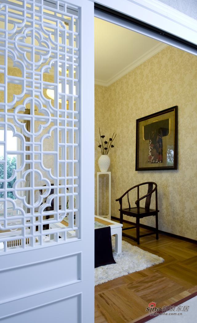 欧式 别墅 客厅图片来自用户2746869241在品质230平光影时尚混搭温馨91的分享