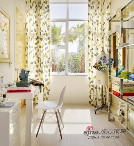 现代 别墅 客厅图片来自xiaowu_15在248平四世同堂欢乐居15的分享
