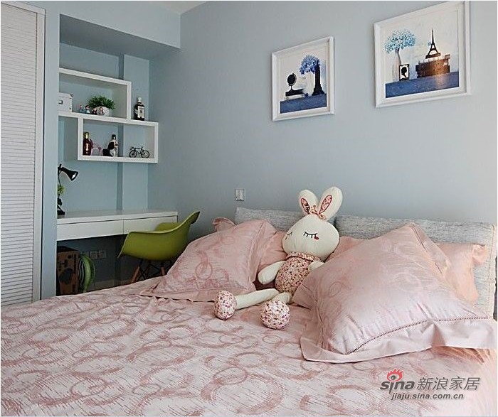 简约 二居 卧室图片来自用户2559456651在100平都市白领时尚华丽两居室98的分享