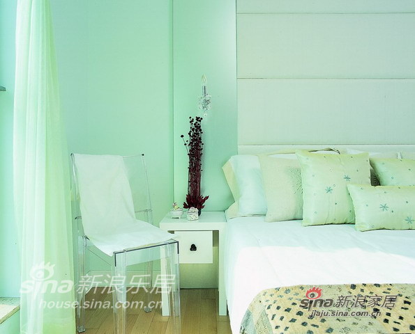 简约 二居 客厅图片来自用户2739378857在清爽简约设计60平米2居室57的分享