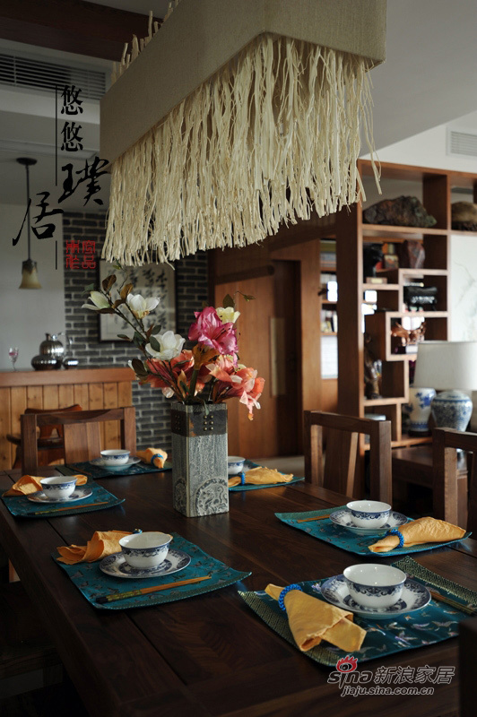 中式 三居 餐厅图片来自用户1907658205在微风习习130平禅意混搭中式爱居76的分享