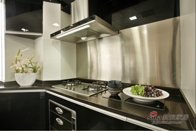 简约 三居 厨房图片来自用户2557010253在9万巧装135㎡空间喜越201288的分享