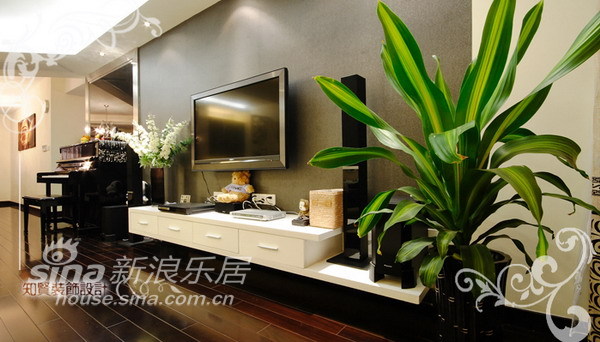 简约 一居 客厅图片来自用户2739153147在光影黑白-复城国际54的分享