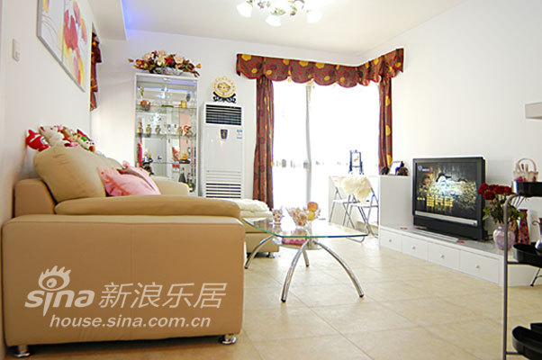 简约 二居 客厅图片来自用户2737759857在温馨浪漫的小屋13的分享