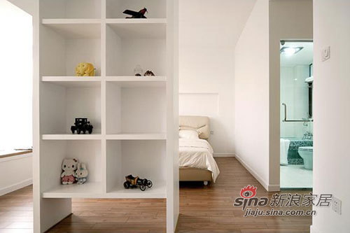 简约 三居 卧室图片来自用户2738093703在力求120平米空间设计的内敛，灰色主调风格90的分享