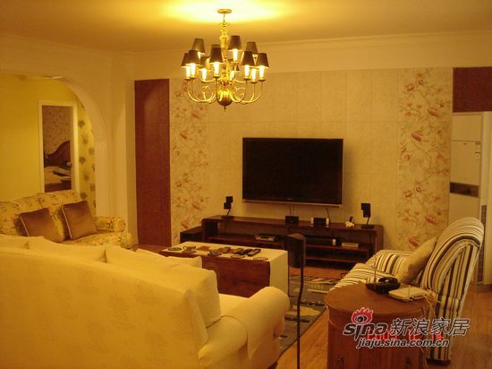 欧式 四居 客厅图片来自用户2746889121在中西合璧的古典风尚73的分享