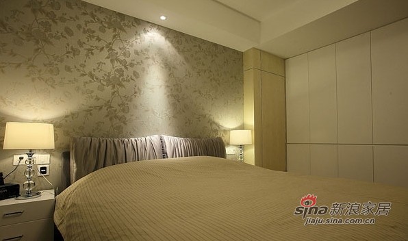 中式 三居 卧室图片来自用户1907658205在优雅女士晒85平米中式温馨三居97的分享
