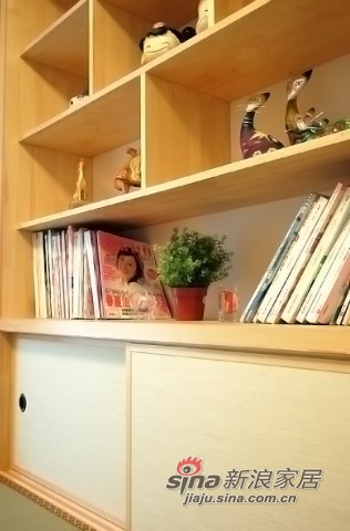 简约 二居 客厅图片来自用户2737786973在时尚97平咖啡王子一号店35的分享