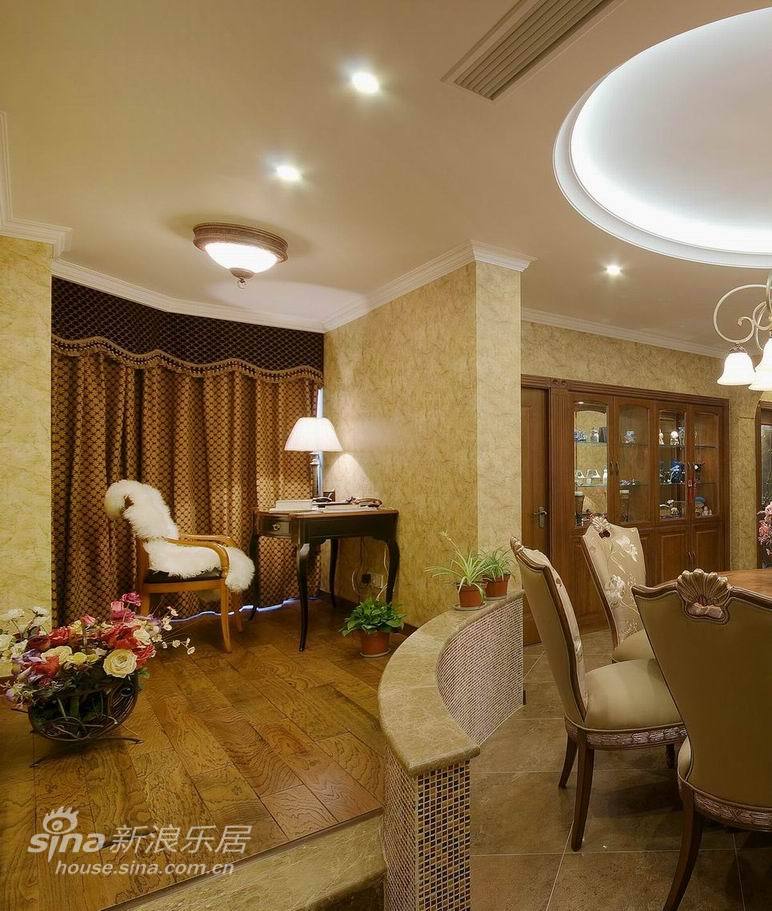 欧式 复式 客厅图片来自用户2557013183在上海滩花园洋房27的分享