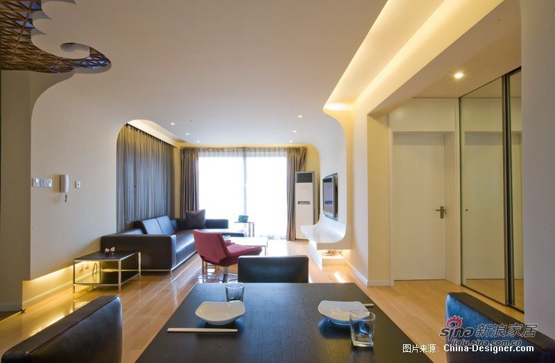 中式 公寓 客厅图片来自用户1907696363在18万造120平中国风居所63的分享