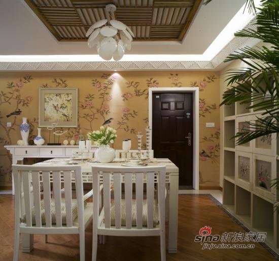 中式 二居 餐厅图片来自用户1907696363在青花瓷90平新中式演绎艺术两居室73的分享