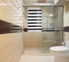 4.5万装修85平华丽简约三居56