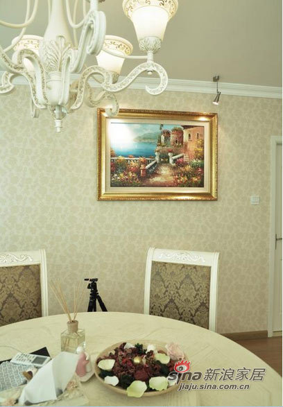 欧式 复式 餐厅图片来自用户2772856065在米色淡雅历德雅舍40的分享
