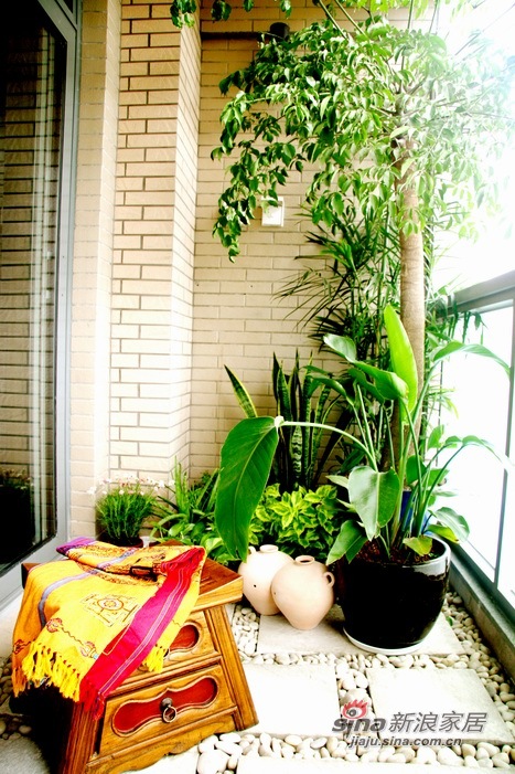 田园 三居 客厅图片来自用户2737791853在东南亚风格禅意的夏天146的分享