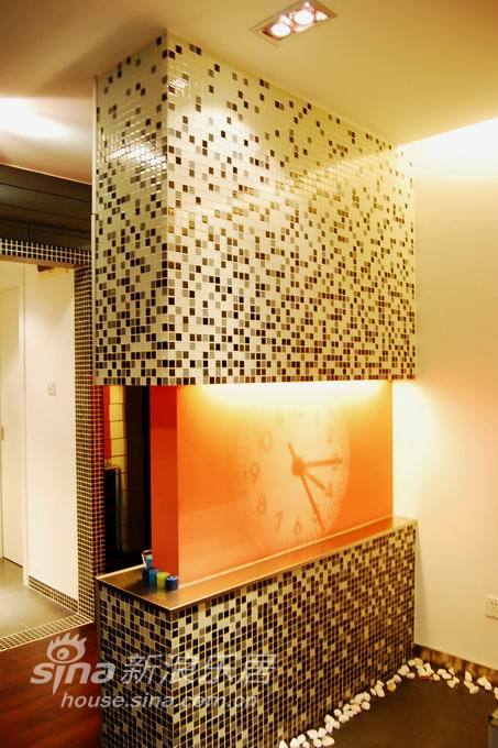 简约 三居 客厅图片来自用户2737759857在奥邦设计——简约85的分享