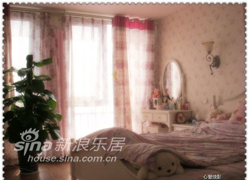 田园 二居 客厅图片来自用户2737946093在公主梦 95平粉色田园小家65的分享