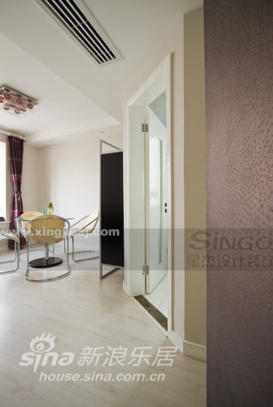 简约 复式 客厅图片来自用户2738820801在上海春城现代简约风99的分享