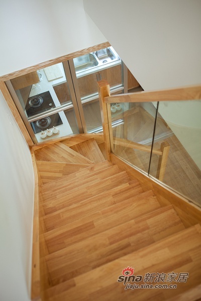 简约 二居 楼梯图片来自用户2738845145在洛安3万翻新89平方米日式和风的家75的分享