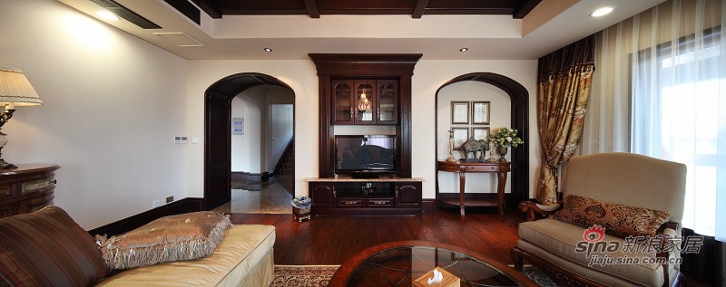 美式 别墅 客厅图片来自用户1907686233在【多图】美式乡村风格27的分享