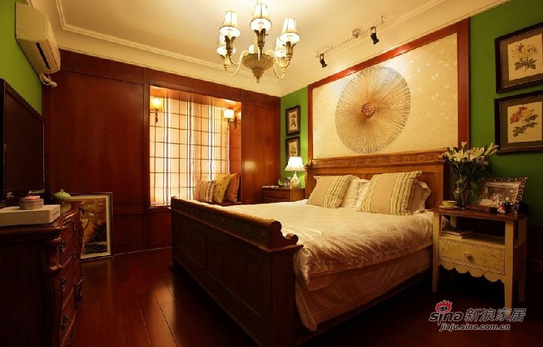 美式 三居 卧室图片来自用户1907685403在美式精装100平三居实景拍摄82的分享