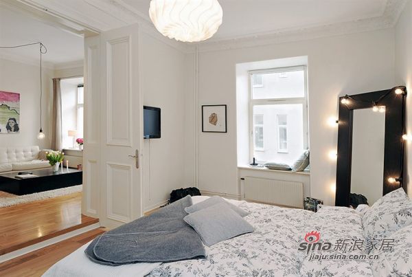 欧式 三居 客厅图片来自用户2772873991在斯堪的纳维亚风公寓26的分享