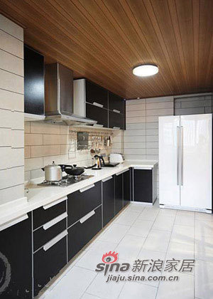 简约 一居 厨房图片来自用户2737786973在屋主9万装148平大气3居家15的分享