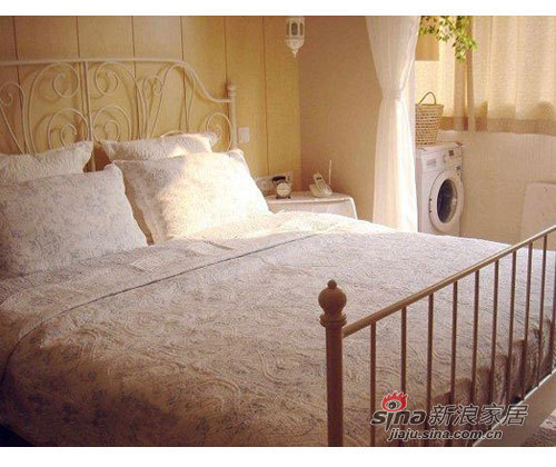 田园 公寓 卧室图片来自用户2737946093在5.5万装修费用 单身MM温暖40平25的分享