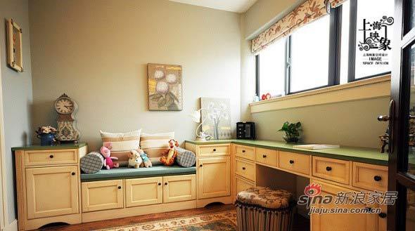 美式 公寓 卧室图片来自用户1907685403在70后老江湖巧装美式混搭6居49的分享
