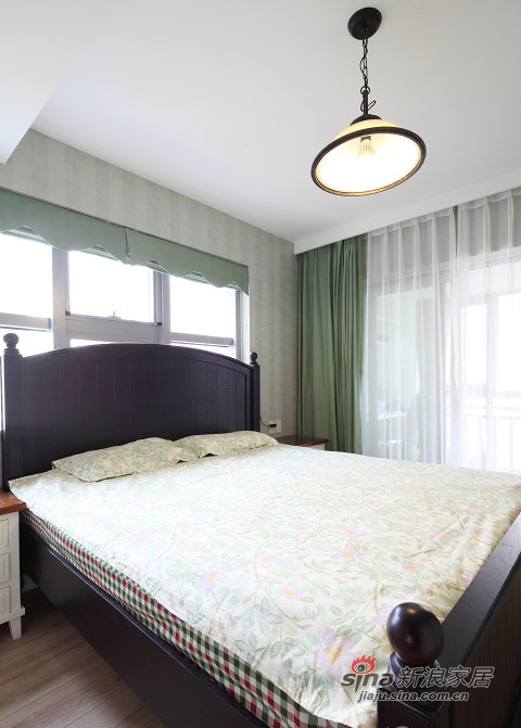 美式 四居 卧室图片来自用户1907686233在【高清】复古优雅160平大气美式4居93的分享