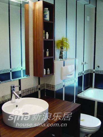 中式 三居 卫生间图片来自用户2748509701在古色古香56的分享