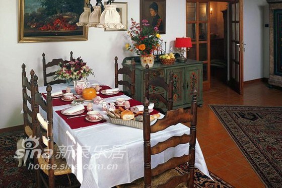 欧式 别墅 餐厅图片来自用户2746869241在古朴雅致的欧美乡村风45的分享
