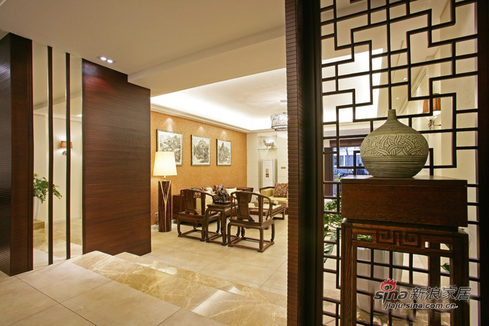 中式 三居 客厅图片来自用户1907661335在小夫妻6.8万装98平雍容中式3居42的分享