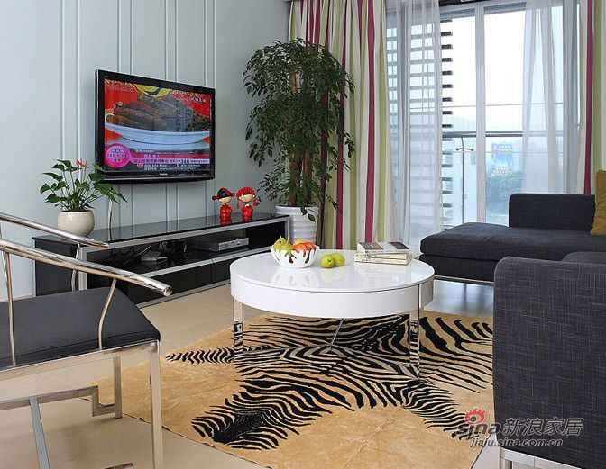 简约 一居 客厅图片来自用户2738093703在“幸福额度”的153㎡现代风格手法描绘18的分享