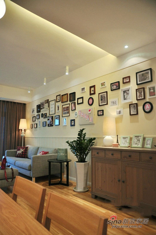 北欧 二居 客厅图片来自佰辰生活装饰在54平清新完美宜家风2室1厅55的分享