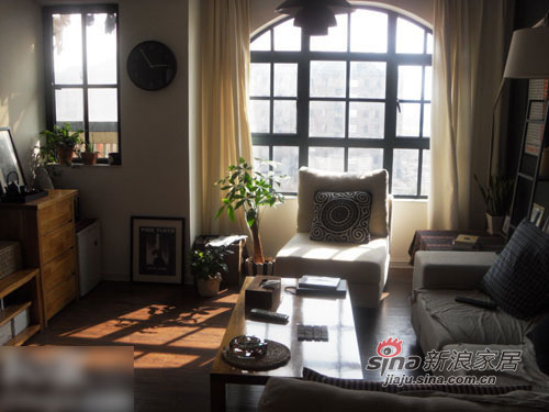 简约 二居 客厅图片来自用户2737786973在门外汉8万全包78平自然文艺风暖宅64的分享