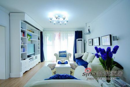 地中海 别墅 客厅图片来自用户2757320995在浪漫地中海风格 奢享每一滴蓝色韵味69的分享